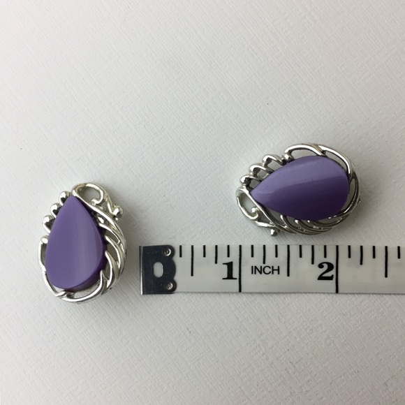 Vintage Purple Teardrop Silver Clip On Earrings - Picture 8 of 8